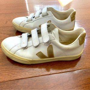 Veja sneakers